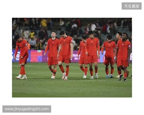 北青：国足曾计划10月在杭州集训，但因新帅迟迟未到位等因素搁浅