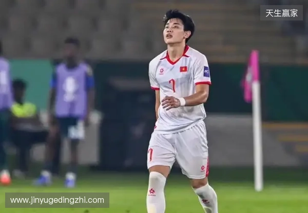 越媒：阮庭北没有在1 4决赛首发，原因是他腹股沟有伤